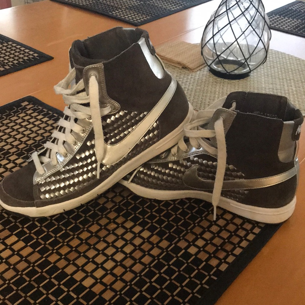 Nike high tops brown and Silver